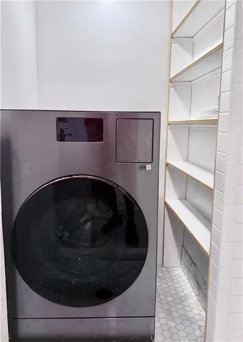 $1,600 | 5341 St Charles Avenue, Unit A, New Orleans, LA 70115