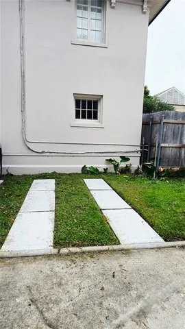 $1,600 | 5341 St Charles Avenue, Unit A, New Orleans, LA 70115