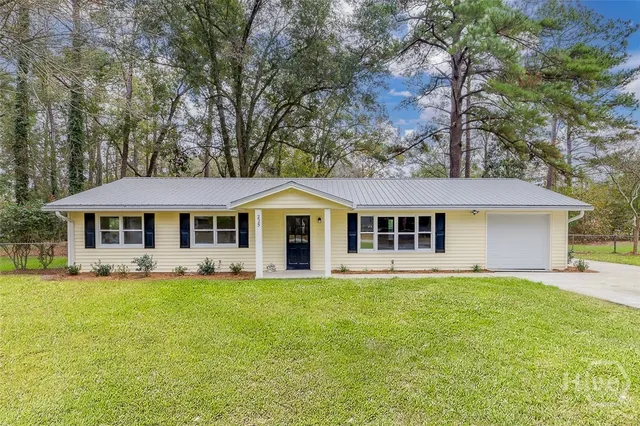 $295,000 | 225 Wallace Circle, Bloomingdale, GA 31302