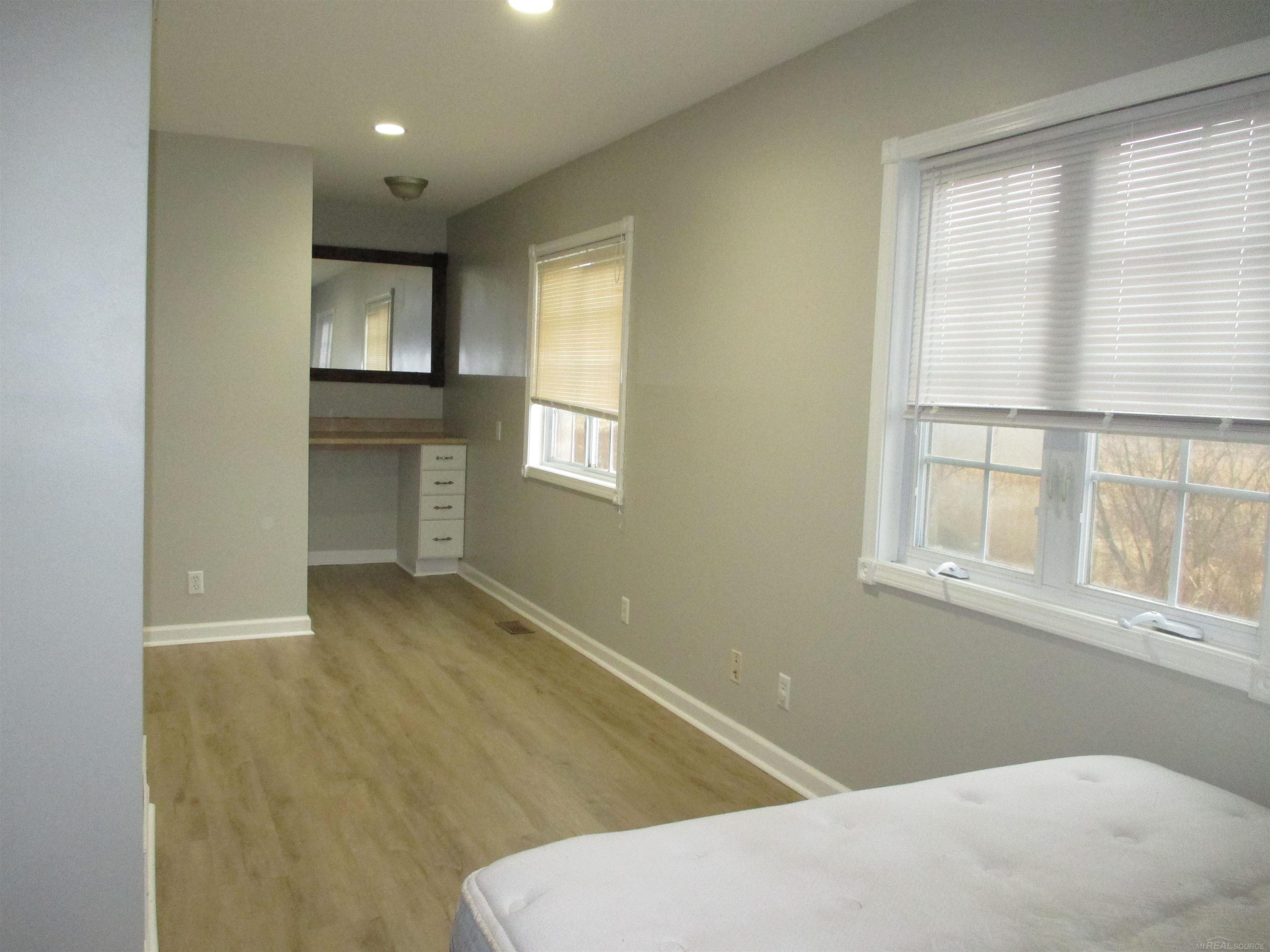 28000 Cotton Road New Baltimore, MI 48047 - Photo 28 of 37