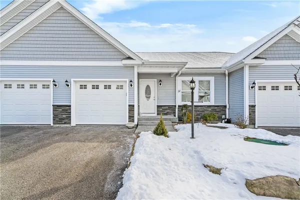 $490,000 | 1520 Chopmist Hill Road, Unit 14, Scituate, RI 02857