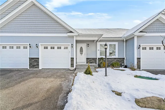 $490,000 | 1520 Chopmist Hill Road, Unit 14, Scituate, RI 02857