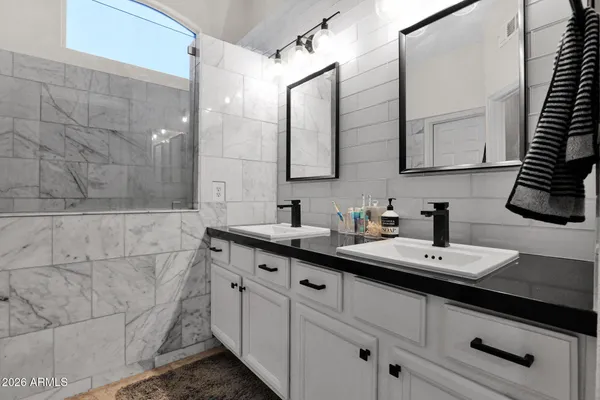 $565,000 | 1141 East Bruce Avenue, Gilbert, AZ 85234