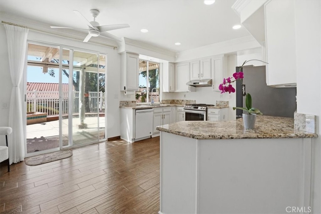 768 Ochee Circle Corona, CA 92879 - Photo 28 of 75