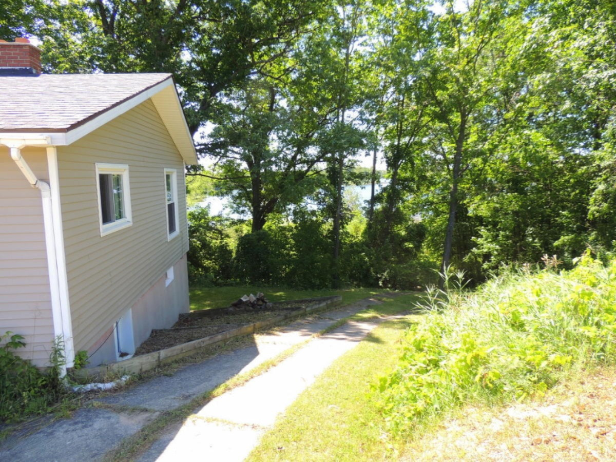 13041 Wedel Road Trufant, MI 49347 - Photo 3 of 39 DSCN3689