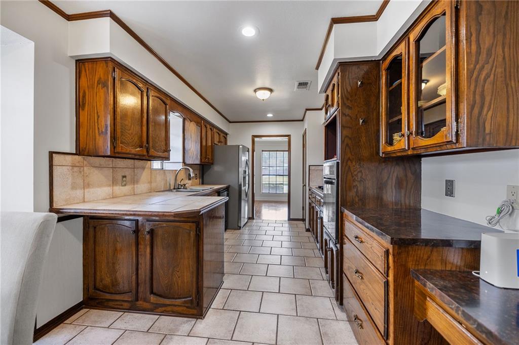 13645 Ridgeview Drive Baton Rouge, LA 70817 - Photo 2 of 26