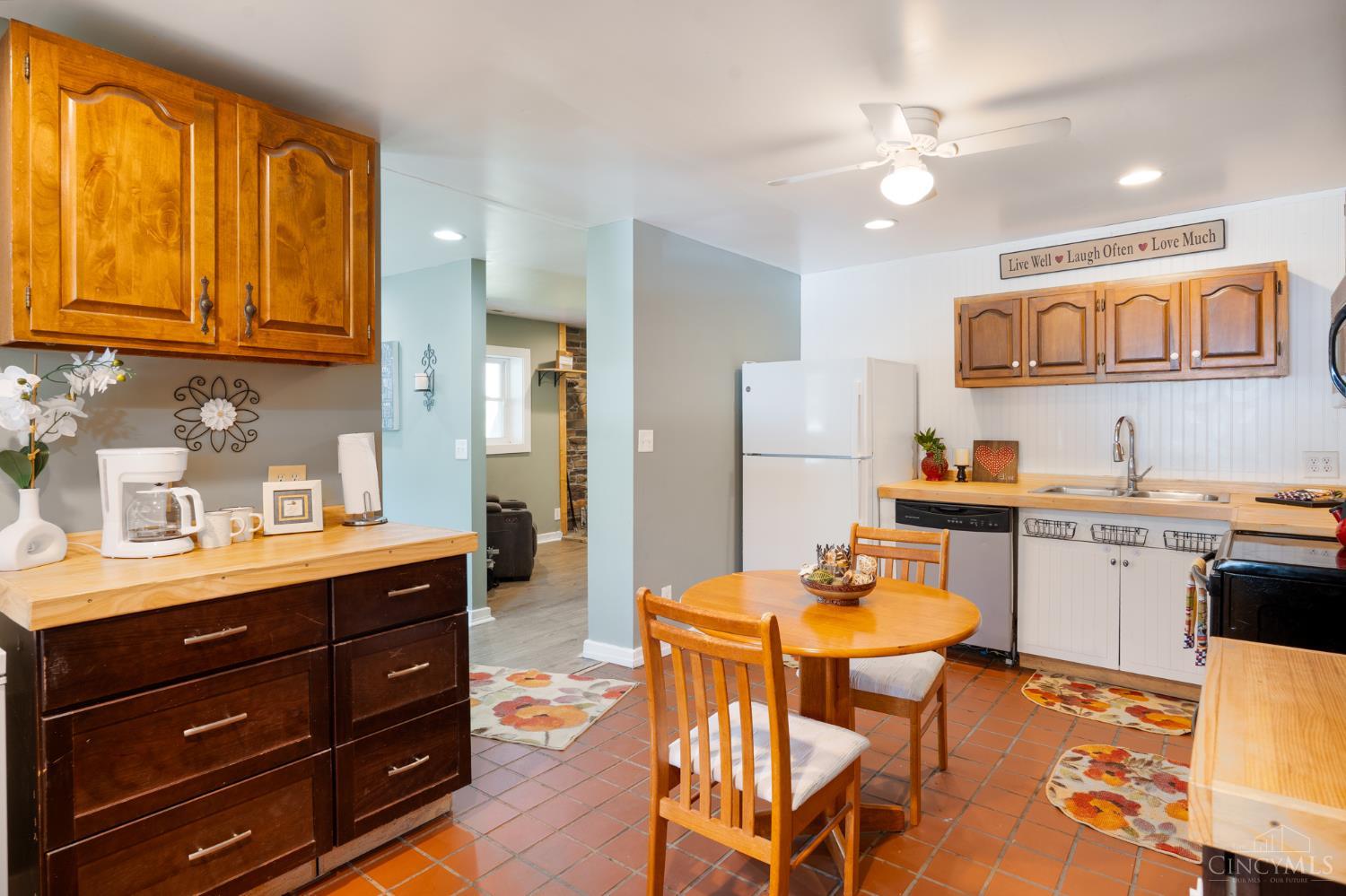 1289 Old Oxford Road Hamilton, OH 45013 - Photo 5 of 26