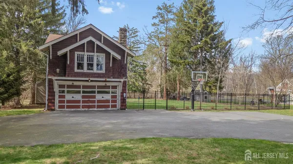 $1,195,000 | 420 Mountain View Terrace, Dunellen, NJ 08812