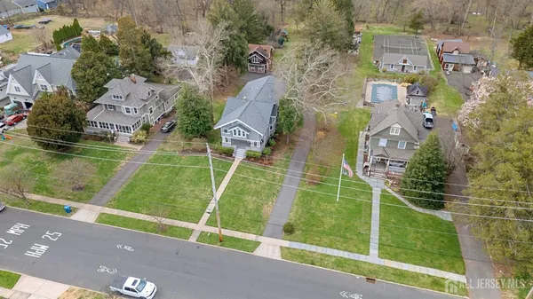 $1,195,000 | 420 Mountain View Terrace, Dunellen, NJ 08812