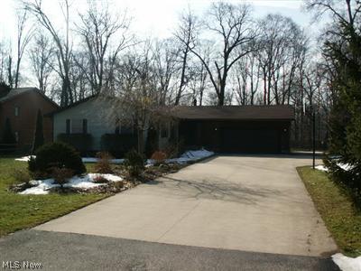 2120 Maple Road Stow, OH 44224 - Photo 1 of 1