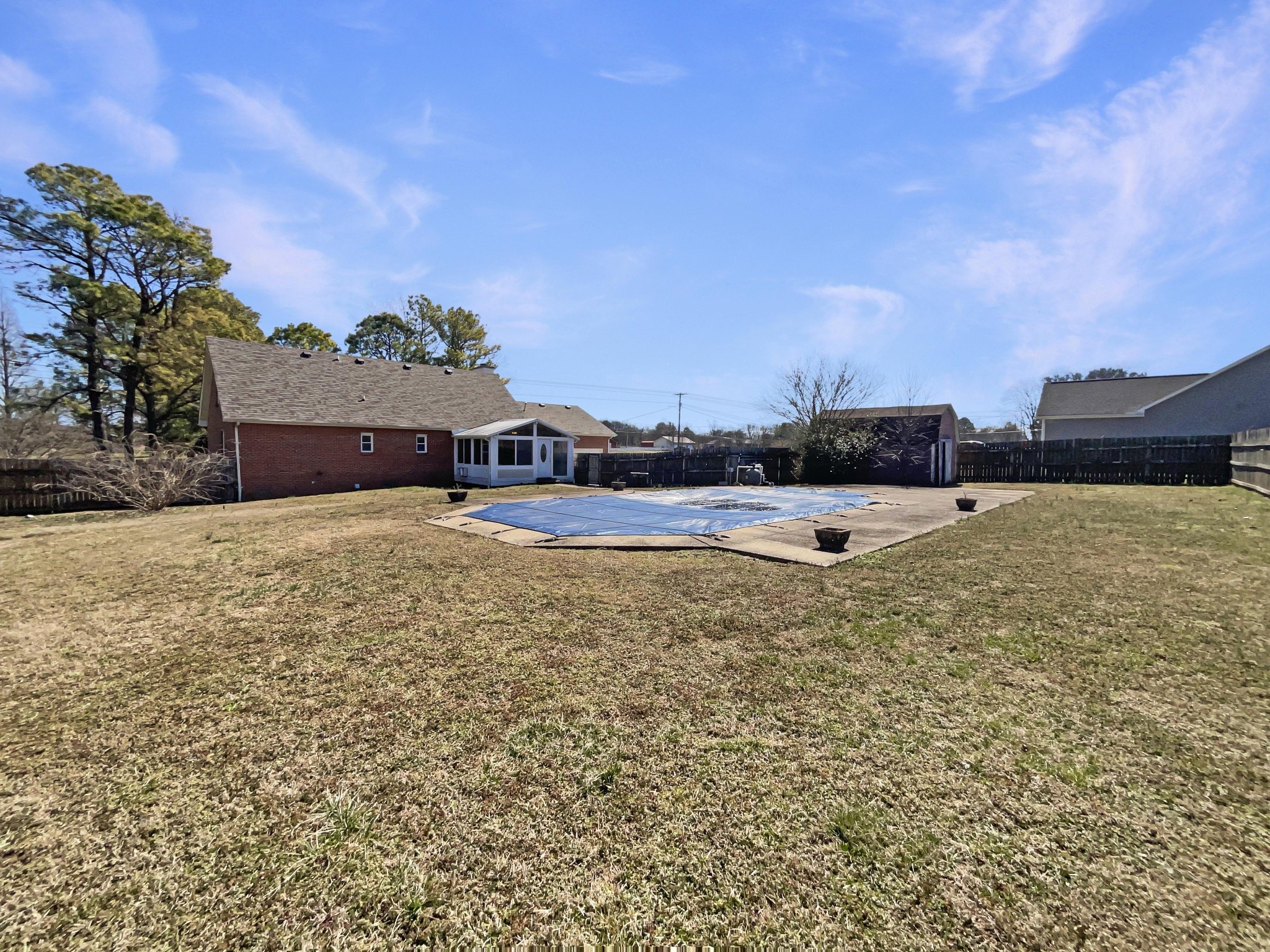 403 Canaan Road Columbia, TN 38401 - Photo 8 of 23 a view of a house with a yard