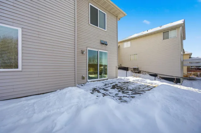 $499,900 | 969 Bridle Creek Drive, Jordan, MN 55352