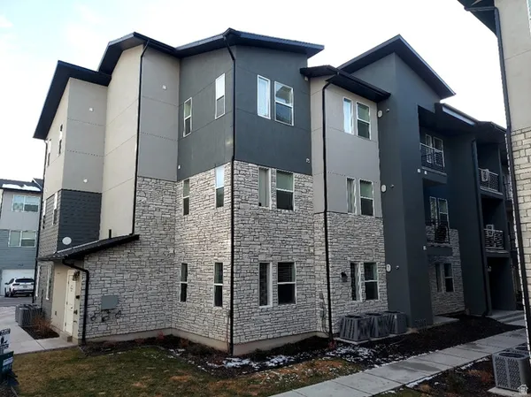 $285,000 | 473 West 40 South, Unit H102, Providence, UT 84332