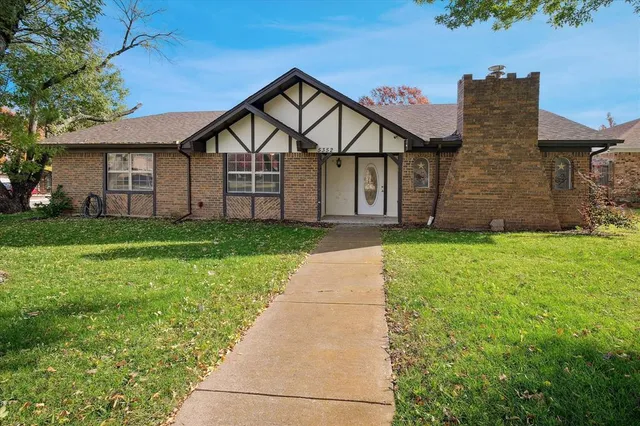 $389,000 | 5352 Colorado Court, North Richland Hills, TX 76180