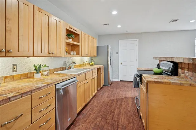 $389,000 | 5352 Colorado Court, North Richland Hills, TX 76180