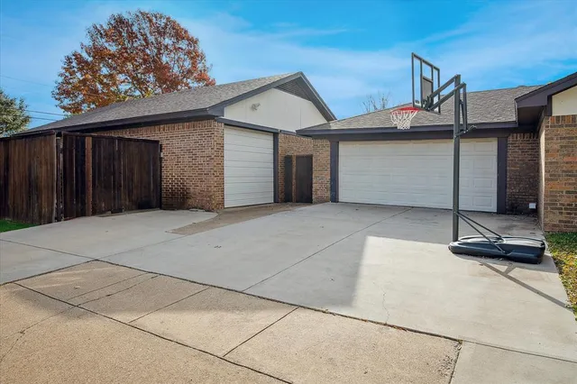 $389,000 | 5352 Colorado Court, North Richland Hills, TX 76180