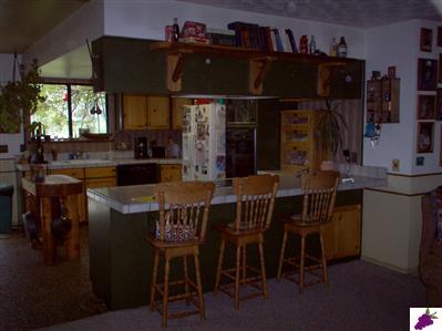 20138 Nicholas Road Clovis, CA 93619 - Photo 3 of 12 Gallery Image 3