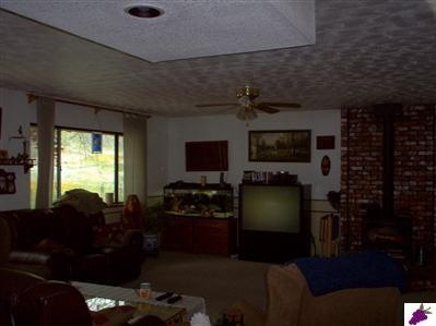 20138 Nicholas Road Clovis, CA 93619 - Photo 5 of 12 Gallery Image 5
