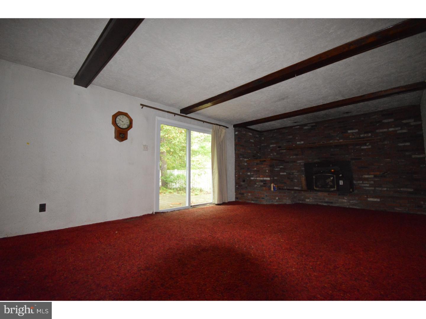 1773 Red Oak Road Williamstown, NJ 08094 - Photo 6 of 16 Family Room