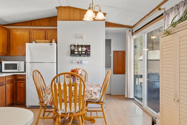 $249,999 | 101 Lillian Avenue, Seabrook, NH 03874