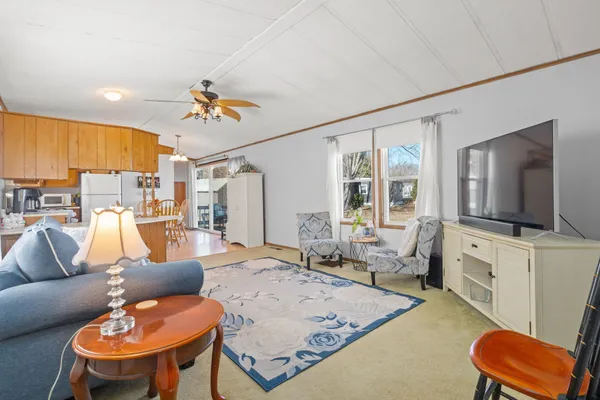 $249,999 | 101 Lillian Avenue, Seabrook, NH 03874