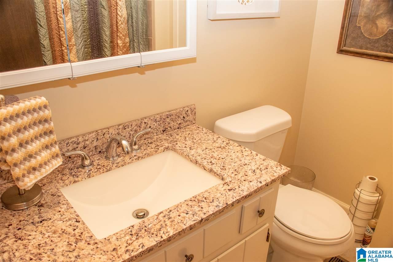 1426 Tropical Lane Alabaster, AL 35007 - Photo 15 of 36