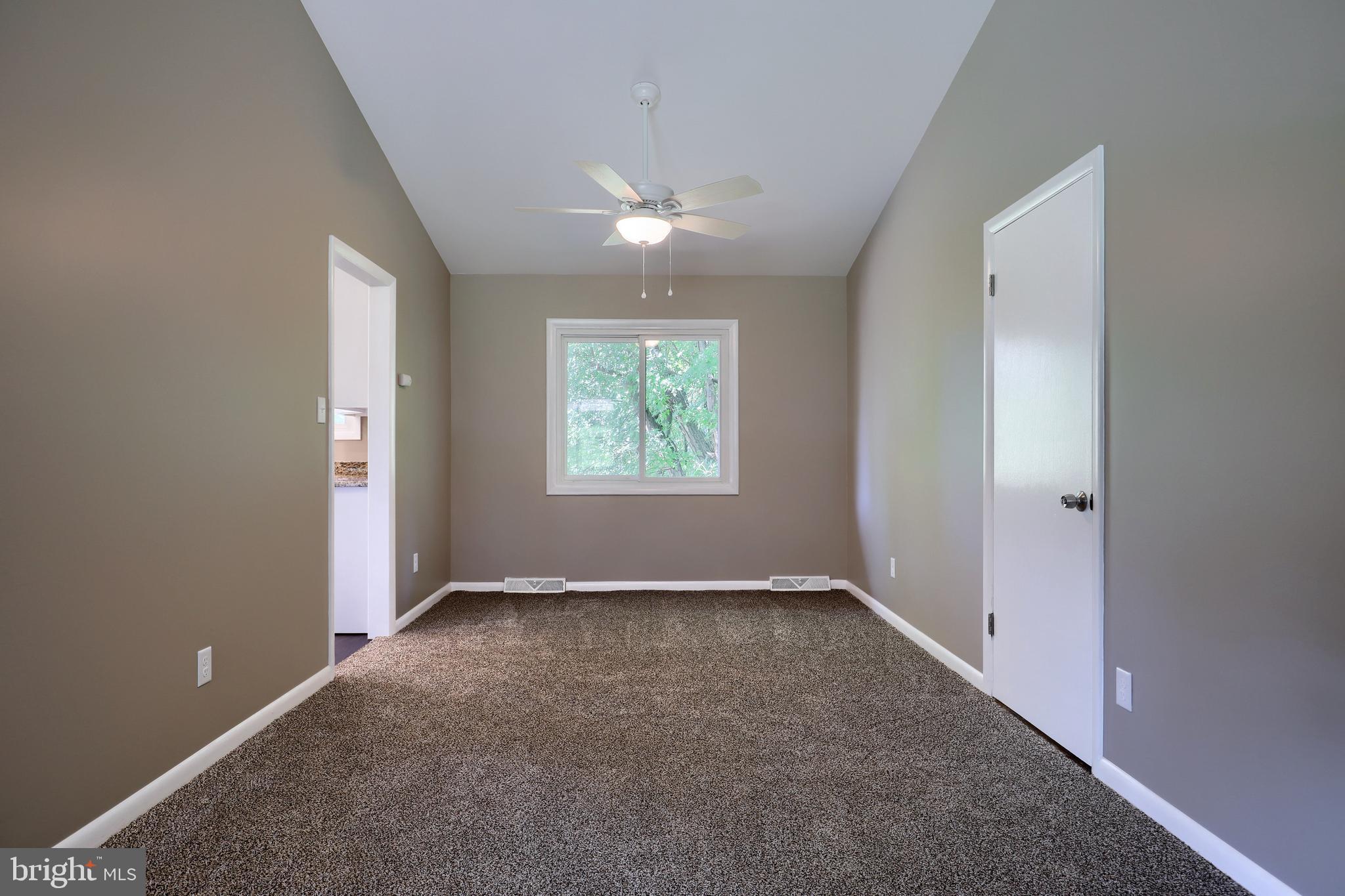 234 Landis Valley Road Lititz, PA 17543 - Photo 14 of 38 Dining room