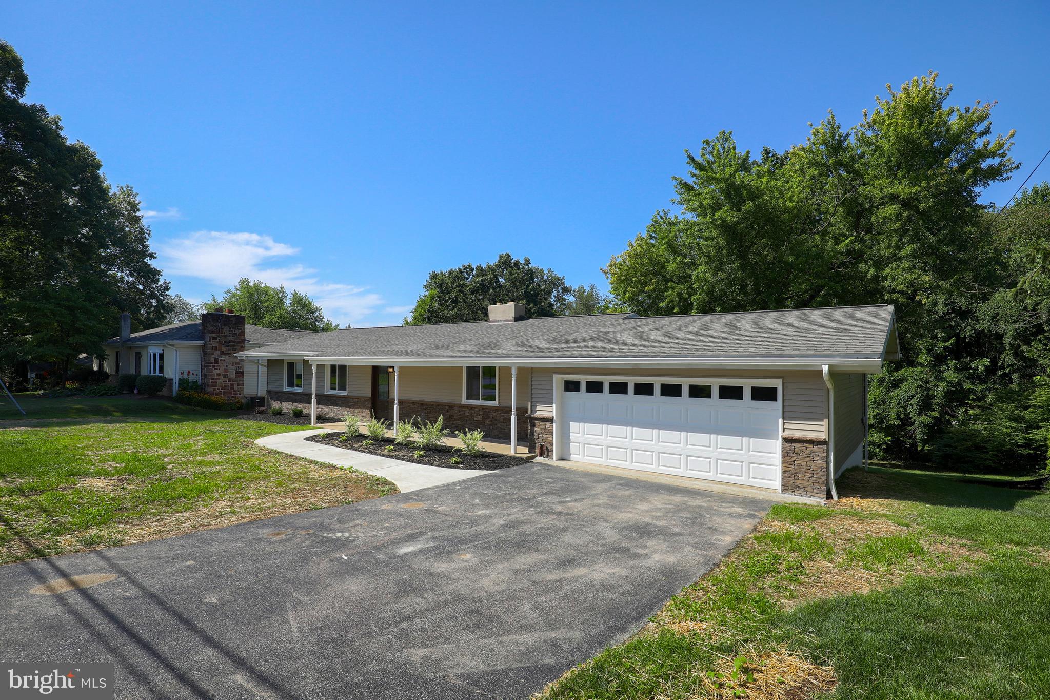 234 Landis Valley Road Lititz, PA 17543 - Photo 3 of 38