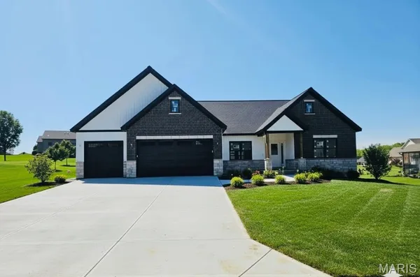 $779,000 | 217 Windrose Lane, Troy, MO 63379