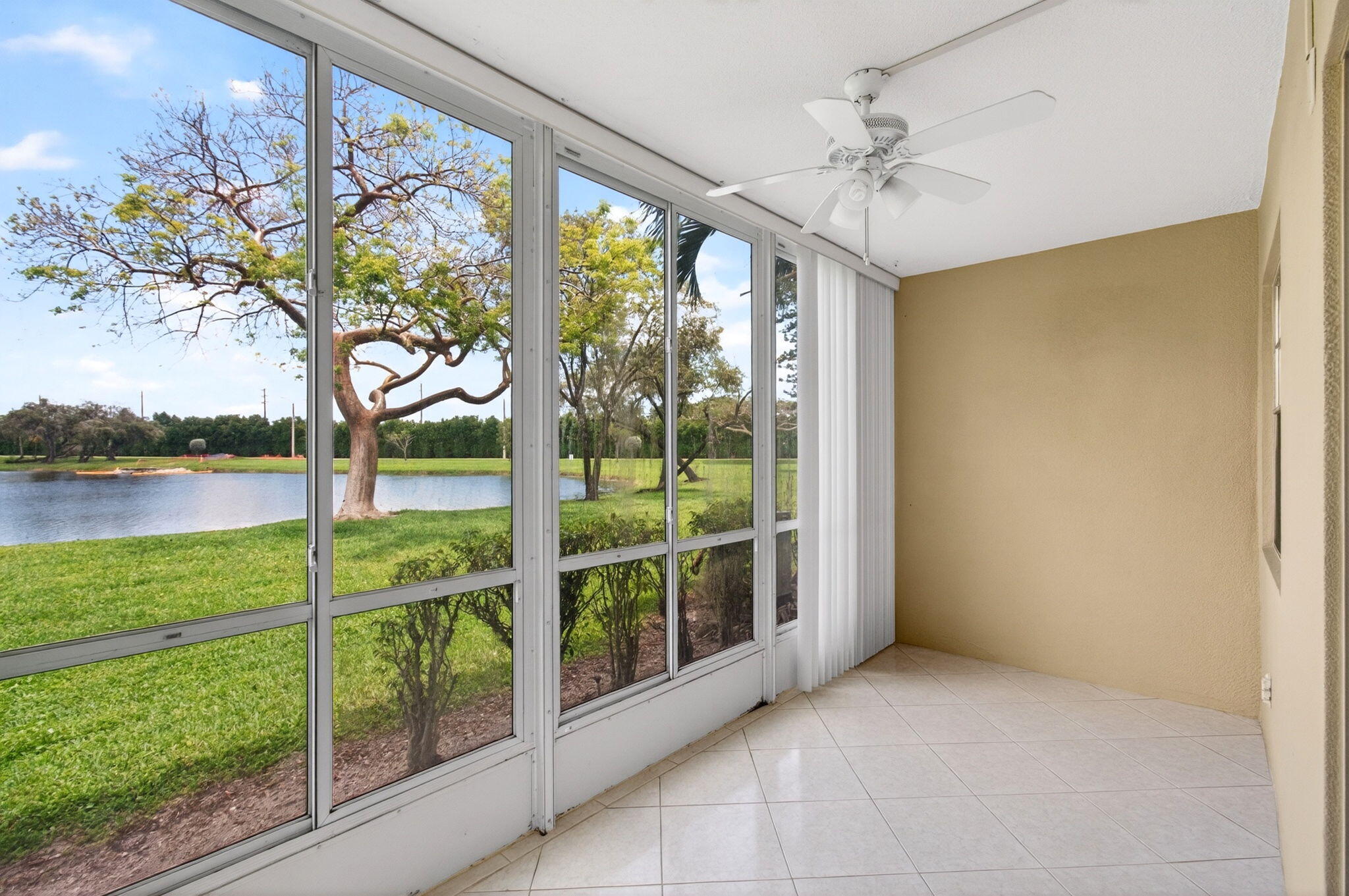 1009 Hythe A Boca Raton, FL 33434 - Photo 37 of 79 35-web-or-mls-DSC_3974