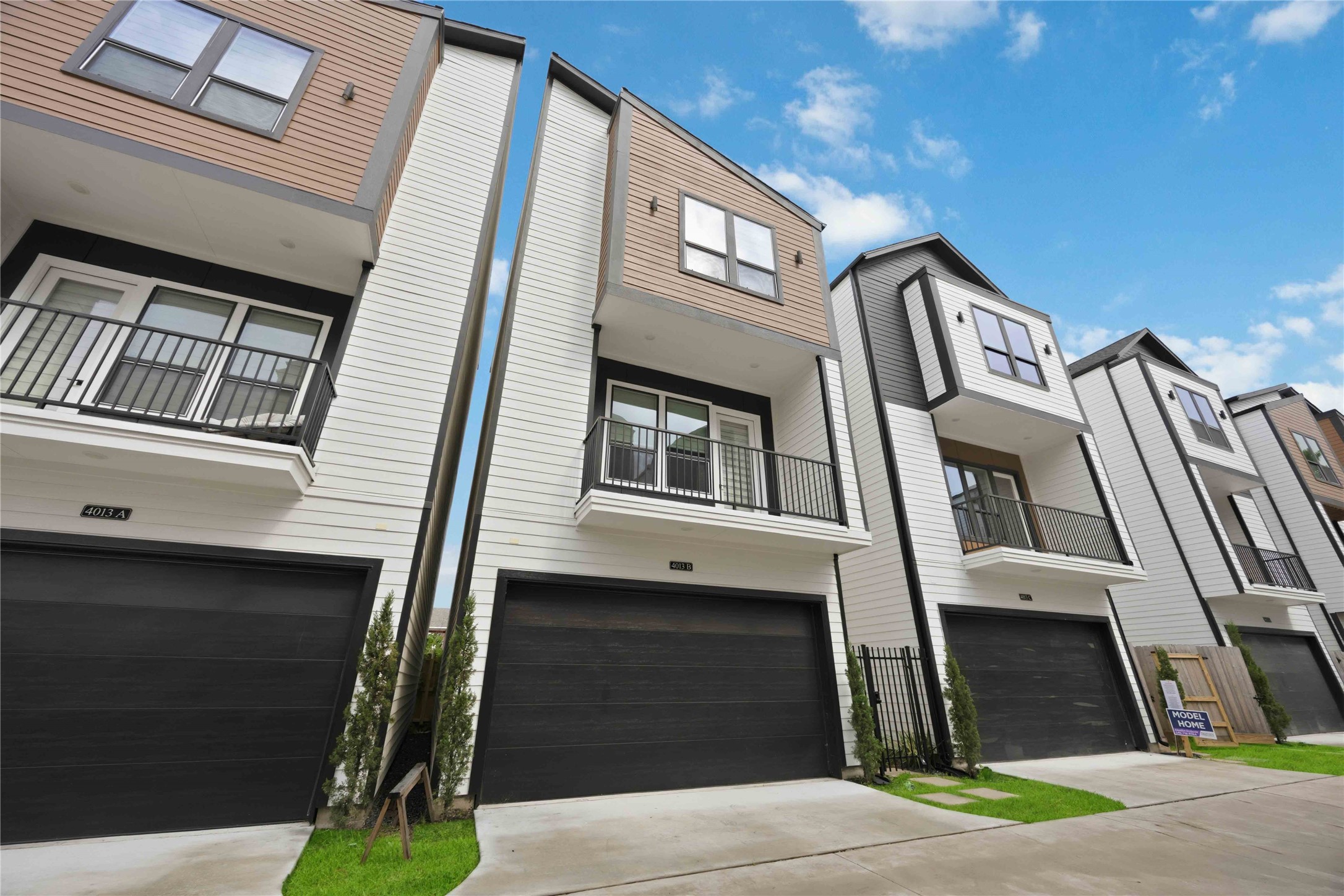 4013 Griggs Road, Unit B Houston, TX 77021 - Photo 1 of 9 Welcome home!