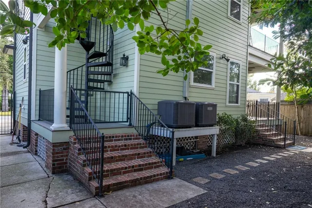 $4,500 | 220 Labarre Drive, Metairie, LA 70001