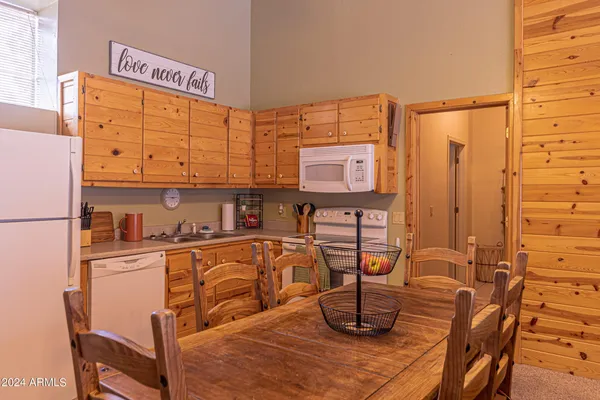 $1,700 | 1042 South Hunter Creek Drive, Unit 1, Payson, AZ 85541