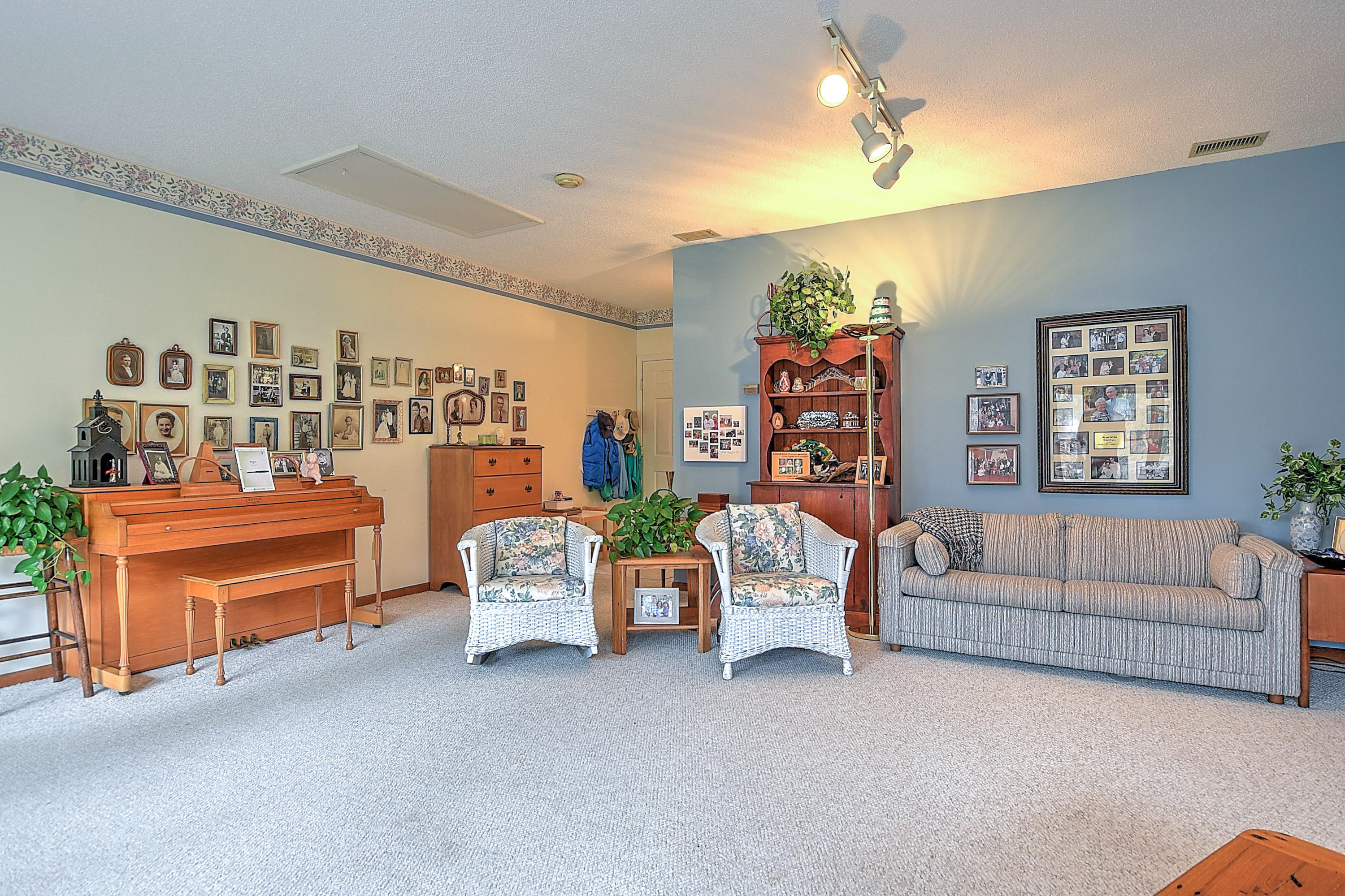 849 Ridgefields Road Kingsport, TN 37660 - Photo 7 of 54 849 Ridgefields Rd-24