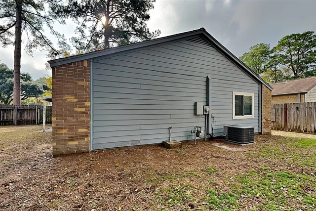 $1,930 | 9906 Dornoch Drive, Houston, TX 77070