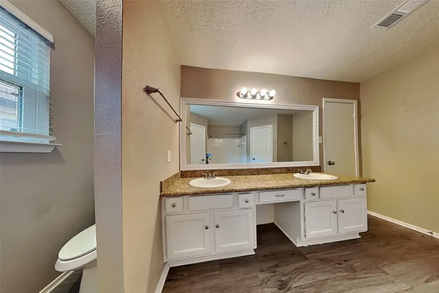 $1,930 | 9906 Dornoch Drive, Houston, TX 77070