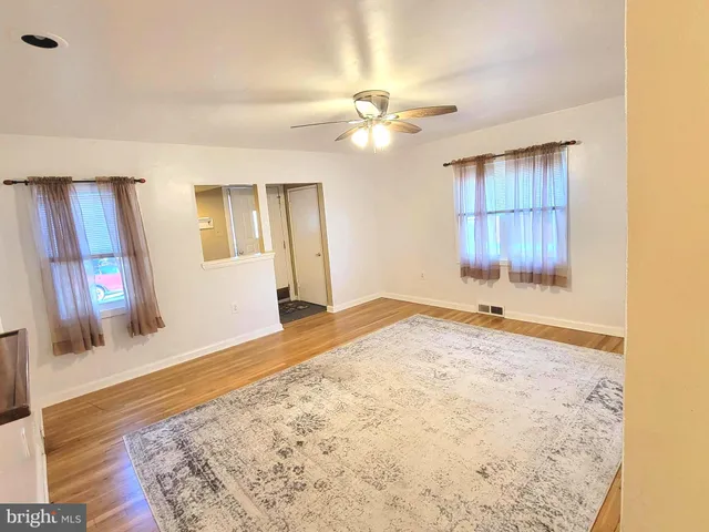 $2,400 | 426 Grant Avenue, Downingtown, PA 19335