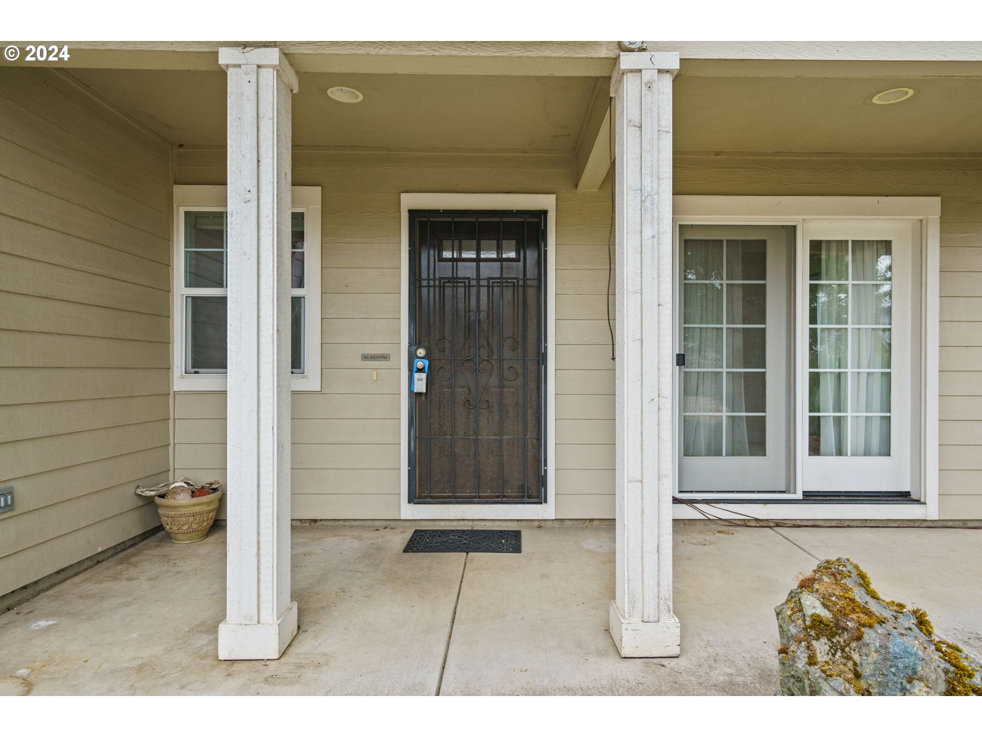 888 S Street Springfield, OR 97477 - Photo 2 of 39 Gallery Image 2