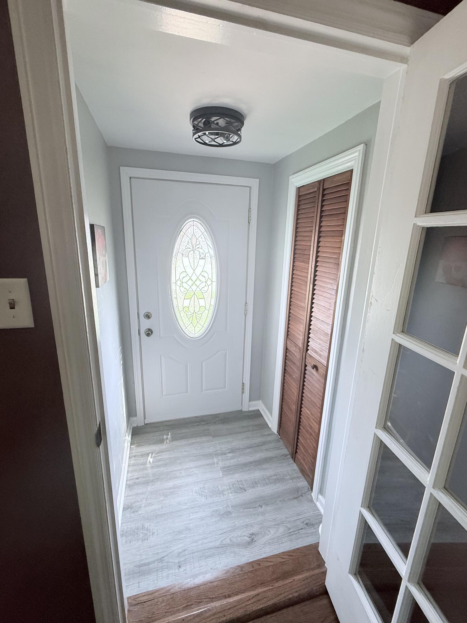 1826 26th Street Kenosha, WI 53140 - Photo 35 of 47 Entry