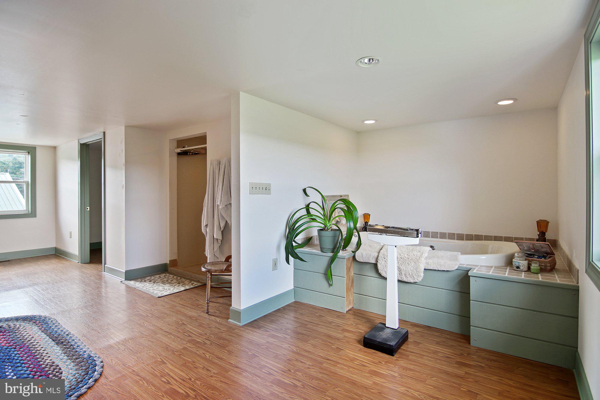 493 Hill Road Hegins, PA 17938 - Photo 18 of 46 Master suite bathroom.