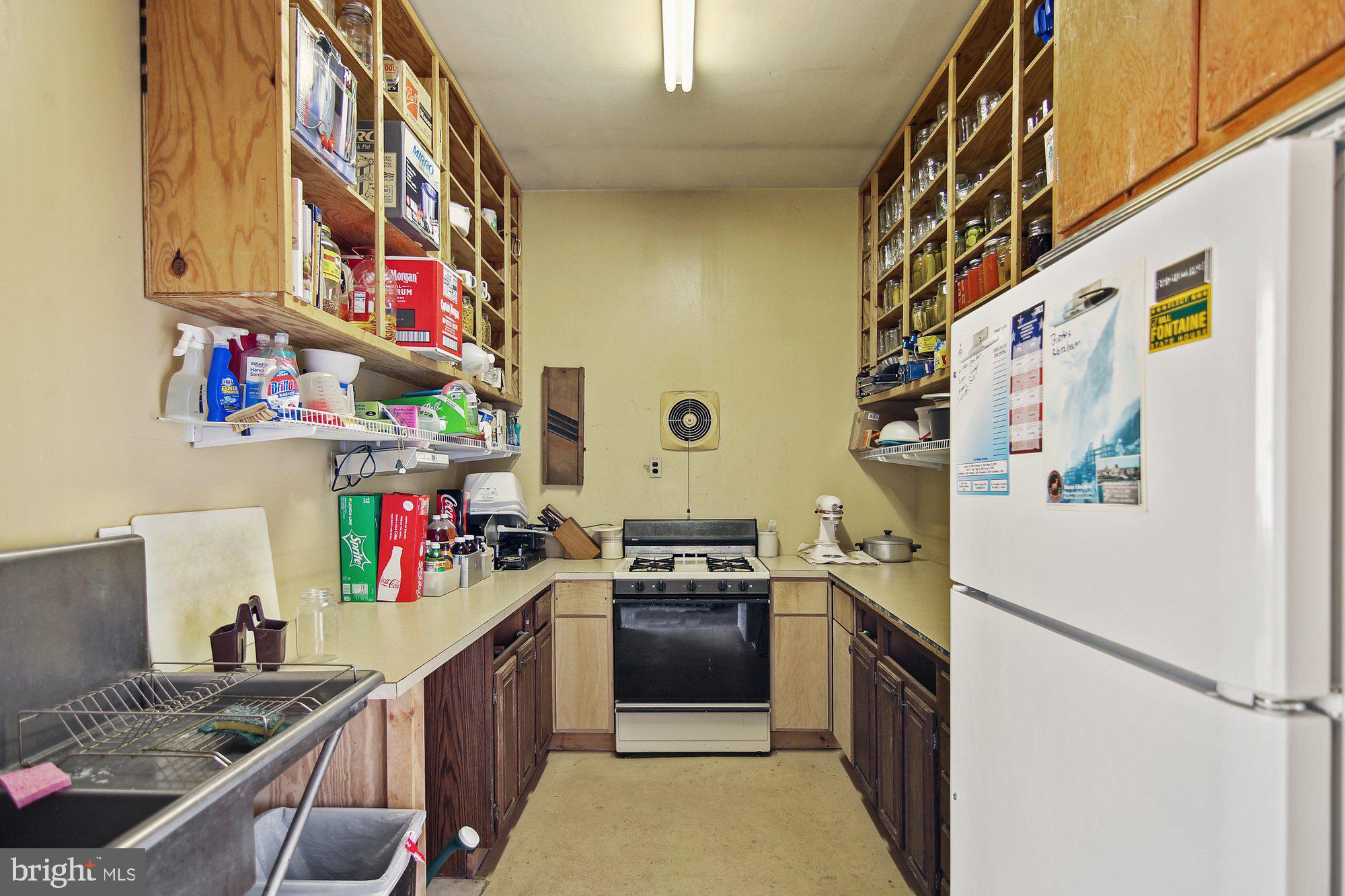 493 Hill Road Hegins, PA 17938 - Photo 30 of 46 Kitchenette in garage.