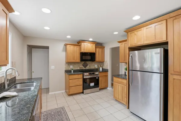 $517,500 | 2420 East 39th Avenue, Spokane, WA 99223