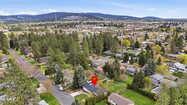 $517,500 | 2420 East 39th Avenue, Spokane, WA 99223