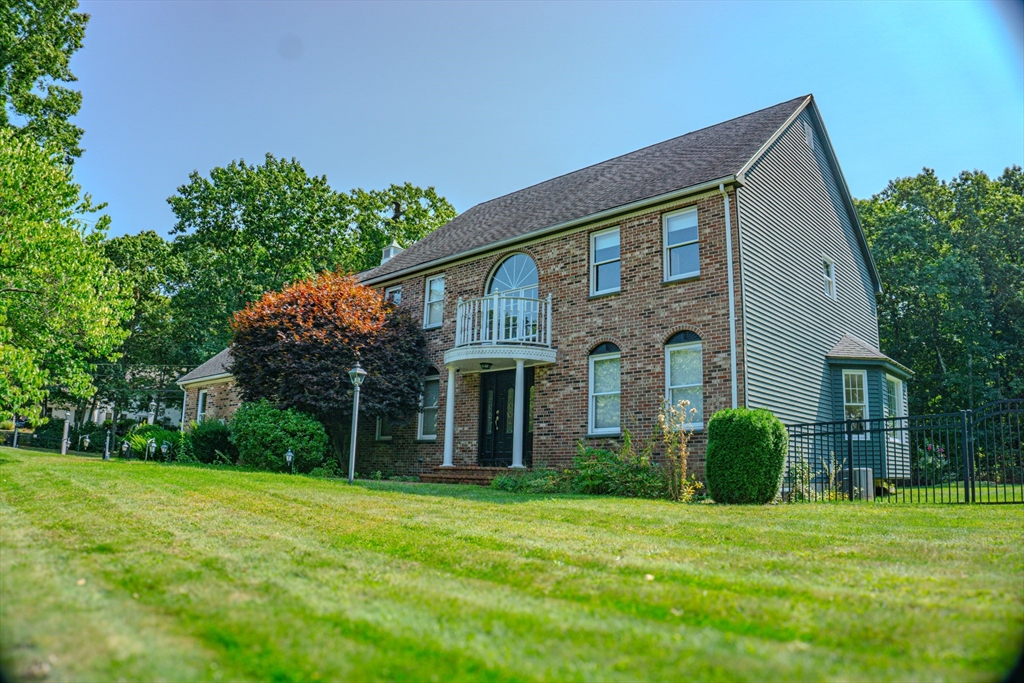 80 Jefferson Road Franklin, MA 02038 - Photo 2 of 41 Gallery Image 2