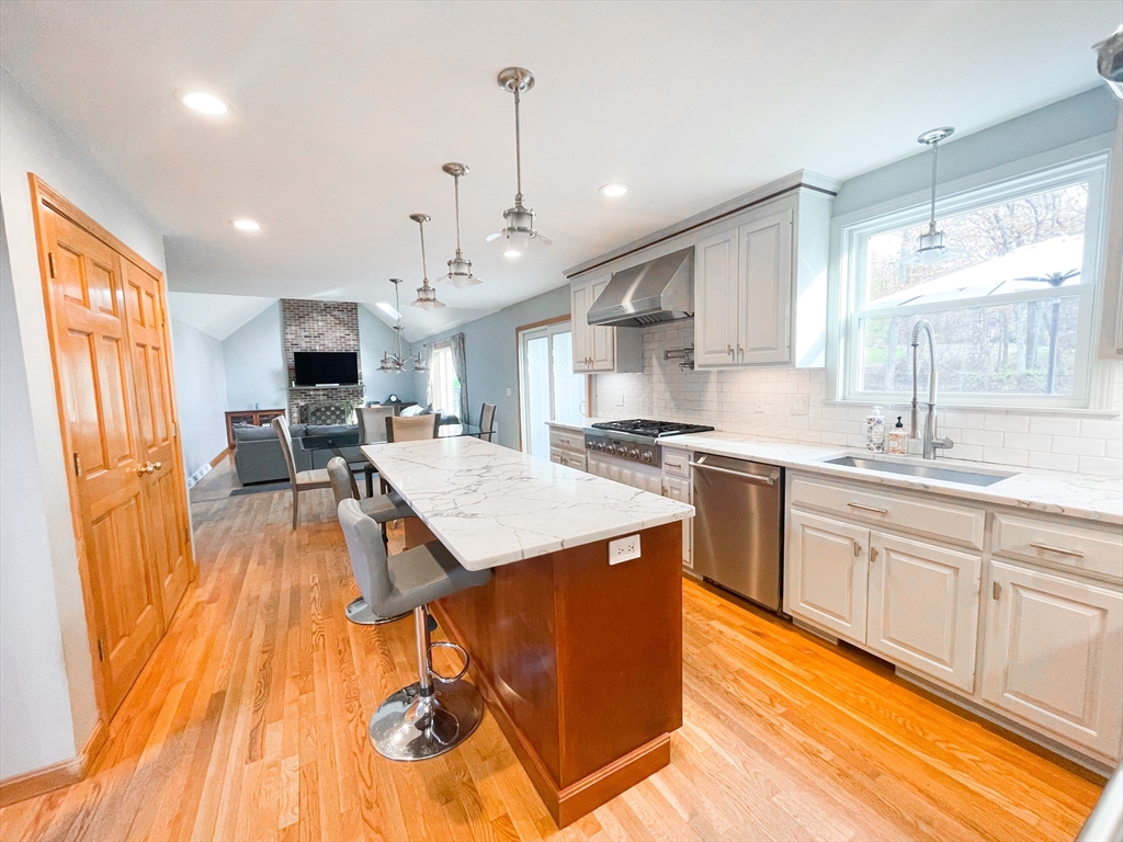 80 Jefferson Road Franklin, MA 02038 - Photo 10 of 41 Gallery Image 10