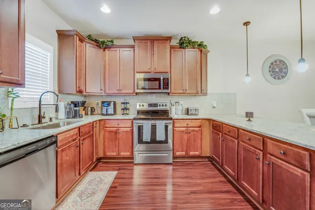 $320,000 | 1991 Bridgewater Pass, Hampton, GA 30228