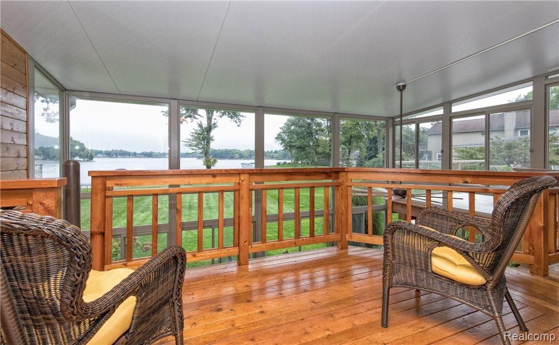 7272 Hatchery Road Waterford, MI 48327 - Photo 14 of 46 Step out onto your private balcony with million dollar lake views!