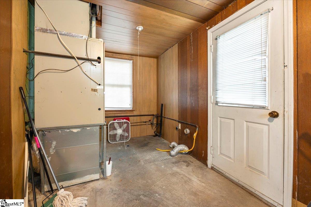 2054 Ireland Road Easley, SC 29640 - Photo 20 of 27