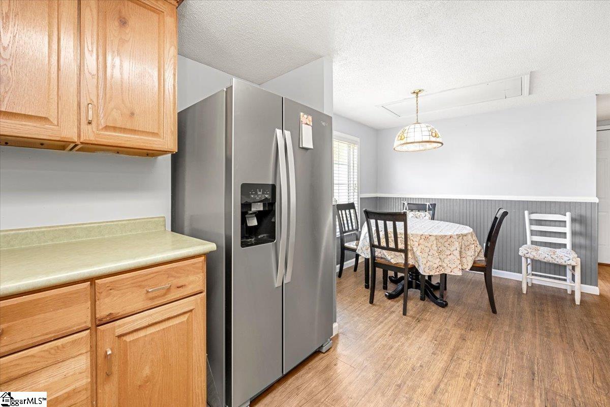 2054 Ireland Road Easley, SC 29640 - Photo 8 of 27