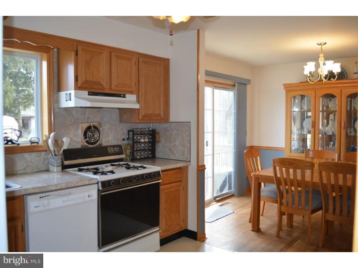 224 Kenmark Road Newark, DE 19713 - Photo 4 of 22 Kitchen